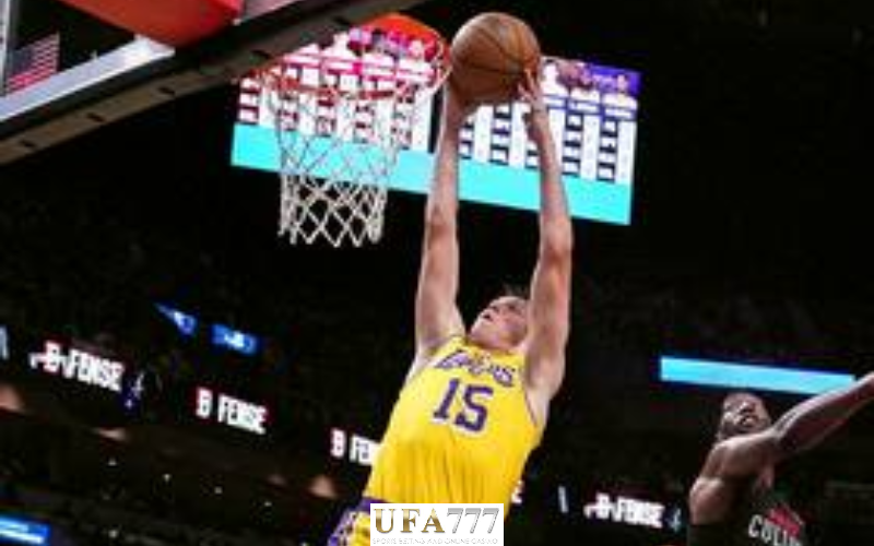 ออสติน รีฟส์