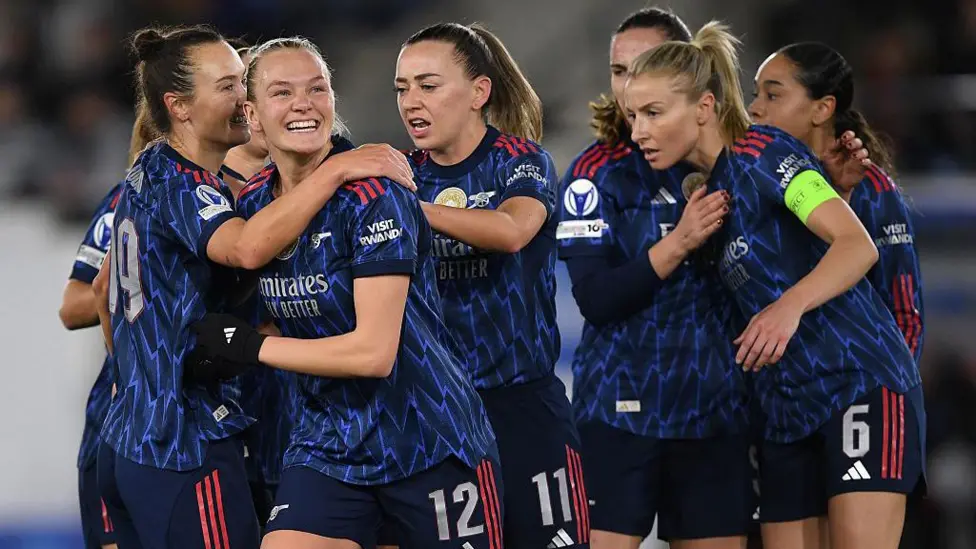 อาร์เซนอลหญิงเร่งเครื่องยุโรป 4 ประตูที่ปูทางสู่รอบก่อนรองฯ