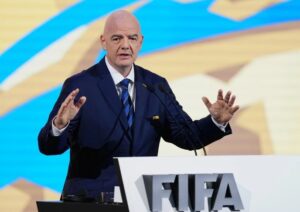 จานนี อินฟานติโน