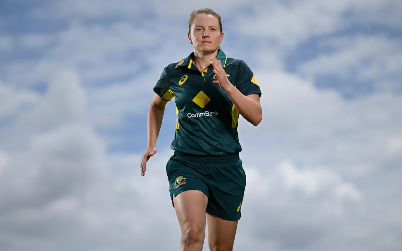 ฮีลีย์ตบรางวัลตัวเอง