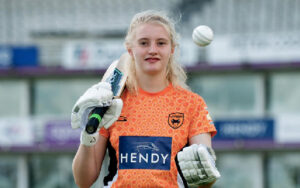 ชาร์ลี ดีน จะเป็นกัปตันทีม